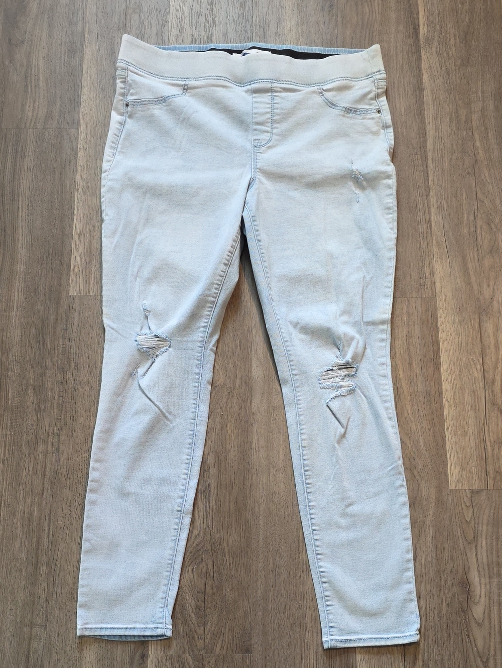 Old Navy Rockstar Light Blue Pull-on Jeggings with Knee Rips 16